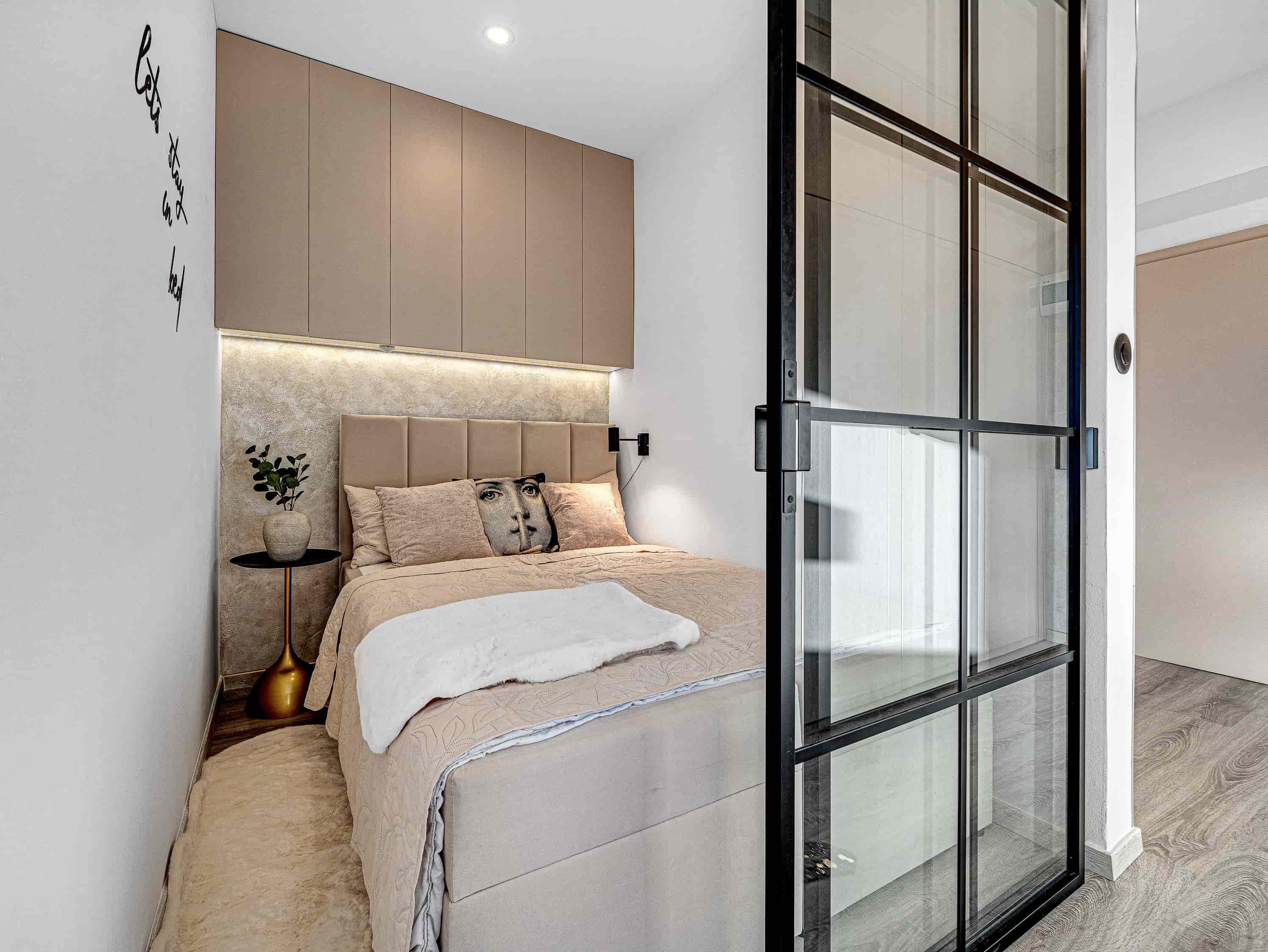 Náhled fotografie 7 – designový byt 1+kk Praha